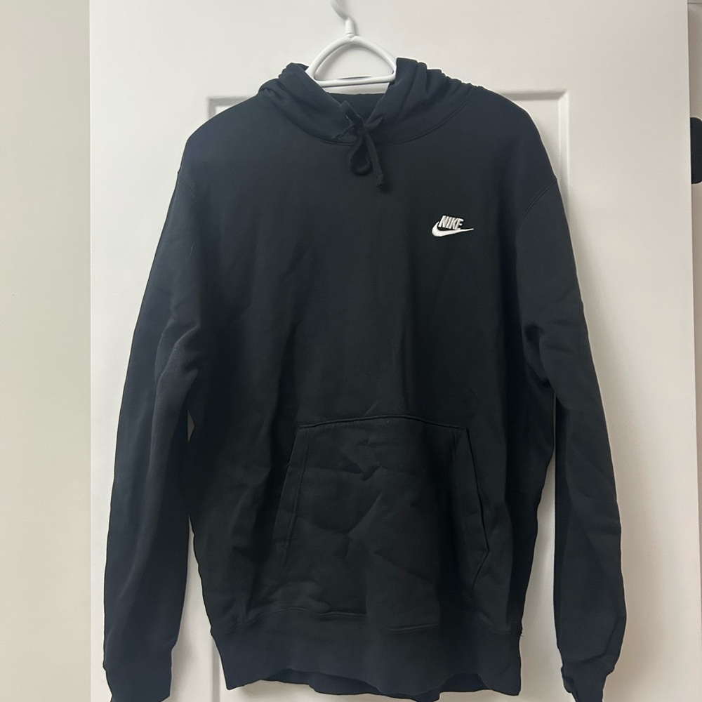 Nike Men's Black Pullover Hoodie